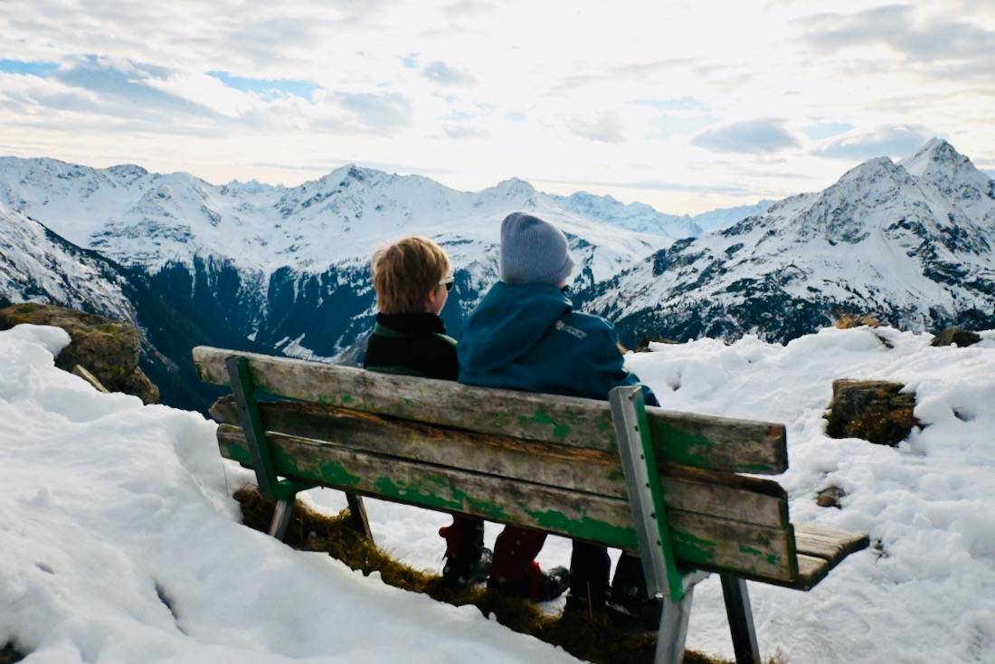 Ben und Flo genießen die Aussicht