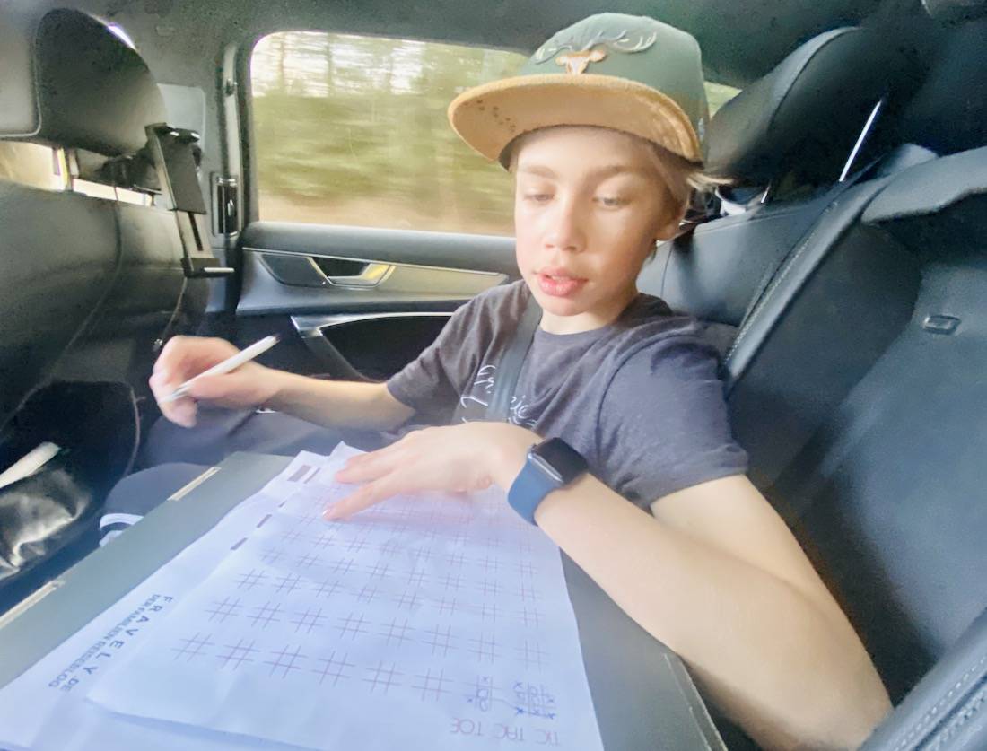 Flo gewinnt bei unserem Reisespiele Tic Tac Toe