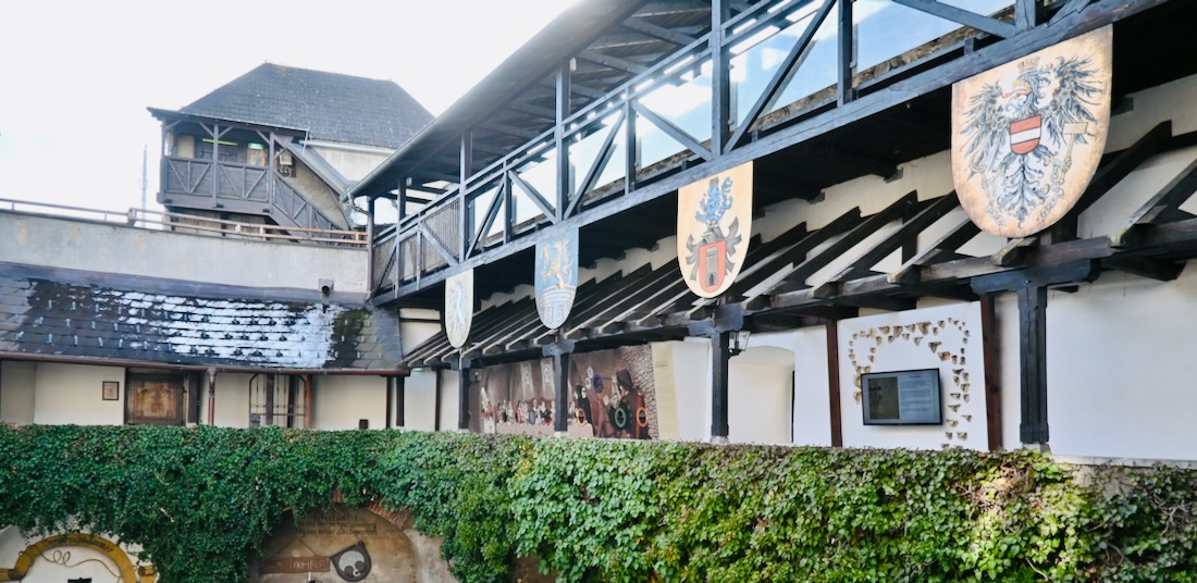 Der Burg Hof Oberkapfenberg