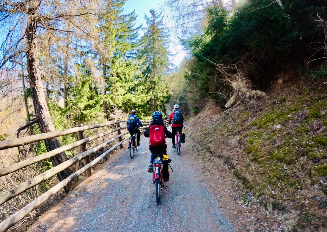 Auf dem Weg von Laas nach Meran bei Eurobike Radreisen