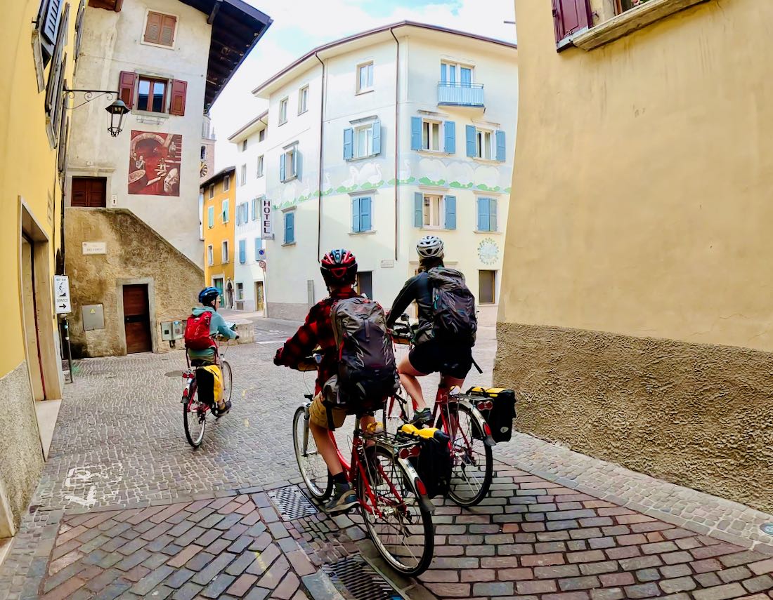 Gleich sehen wir den Gardasee