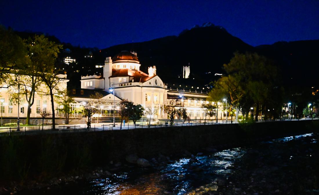 Meran am Abend