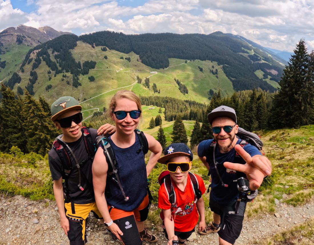 Fravely ist auf dem Berg in Saalbach