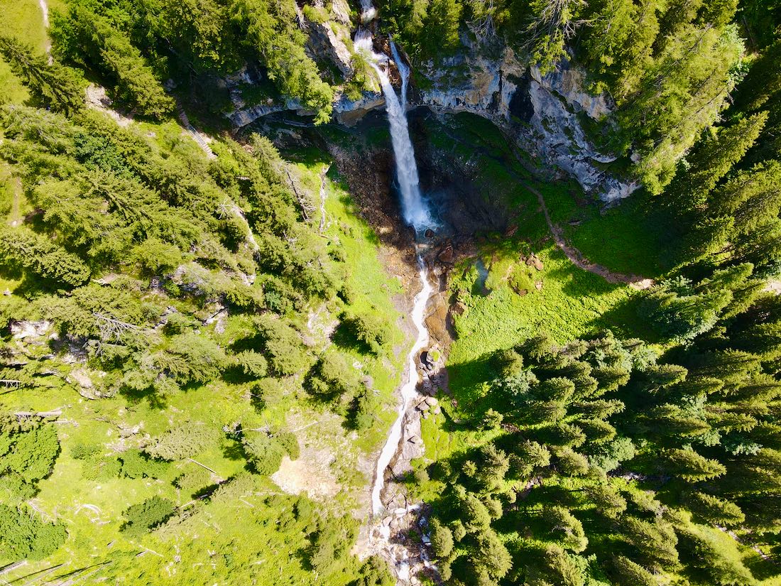 Der Johanneswasserfalll mit der Drohne fotografiert