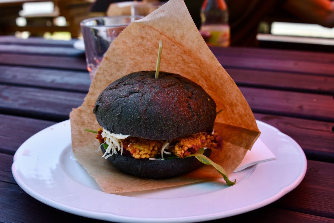 Der Rote Beete Burger