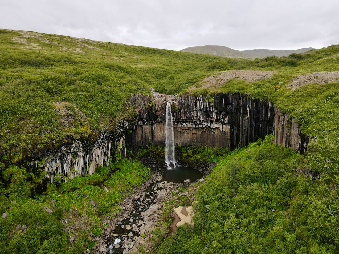 Der Svartifoss aus der Luft