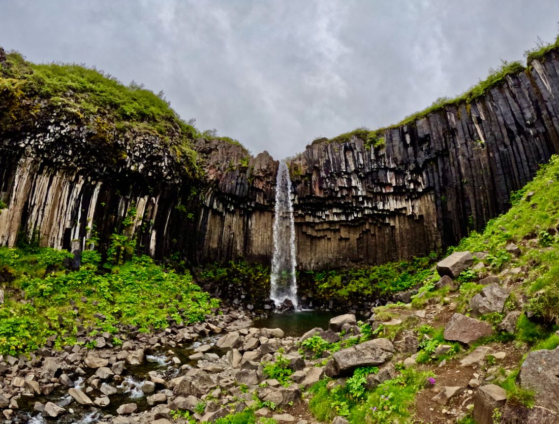 Der Svartifoss in Island