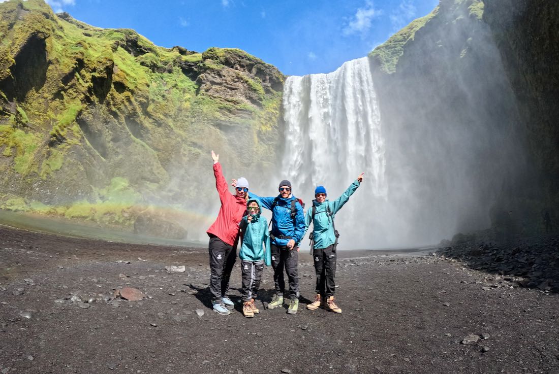 Fravely am Skogafoss in Island