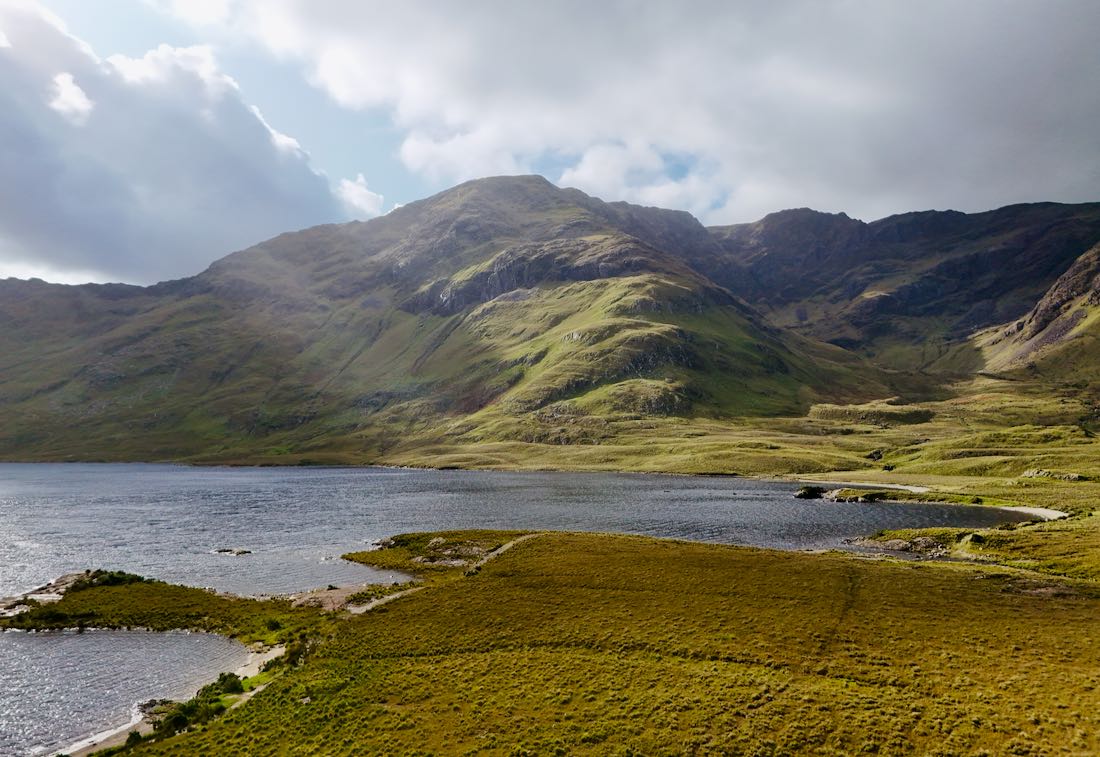 Das Doolough Valley in der Sonne