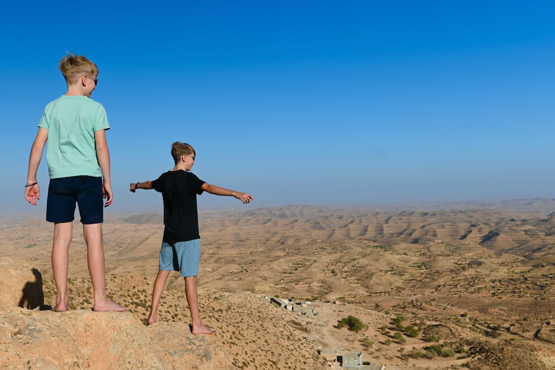Ben und Flo genießen die Weite in Tunesien
