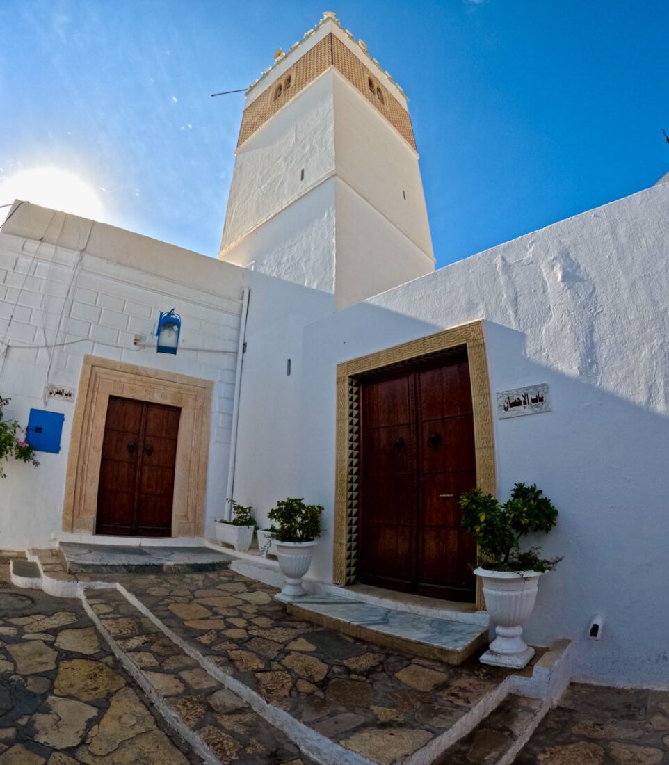Die Moschee in der Medina von Hammamet in Tunesien