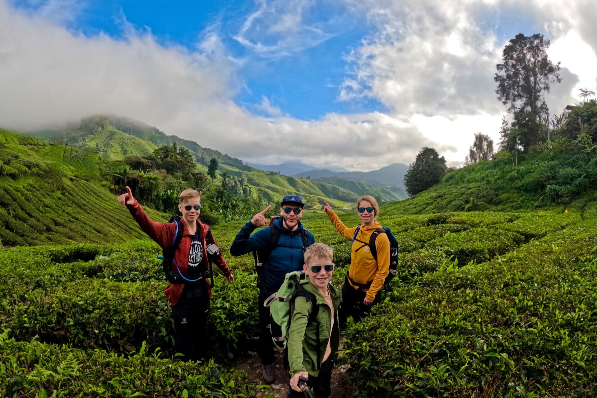 Malaysia und Borneo mit For Family Reisen - Fravely Header