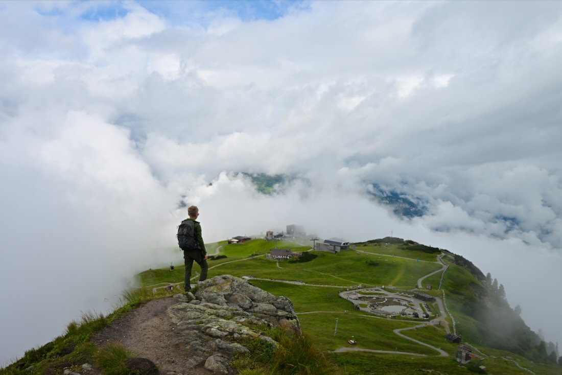 Ben schaut auf das Ahornplateau