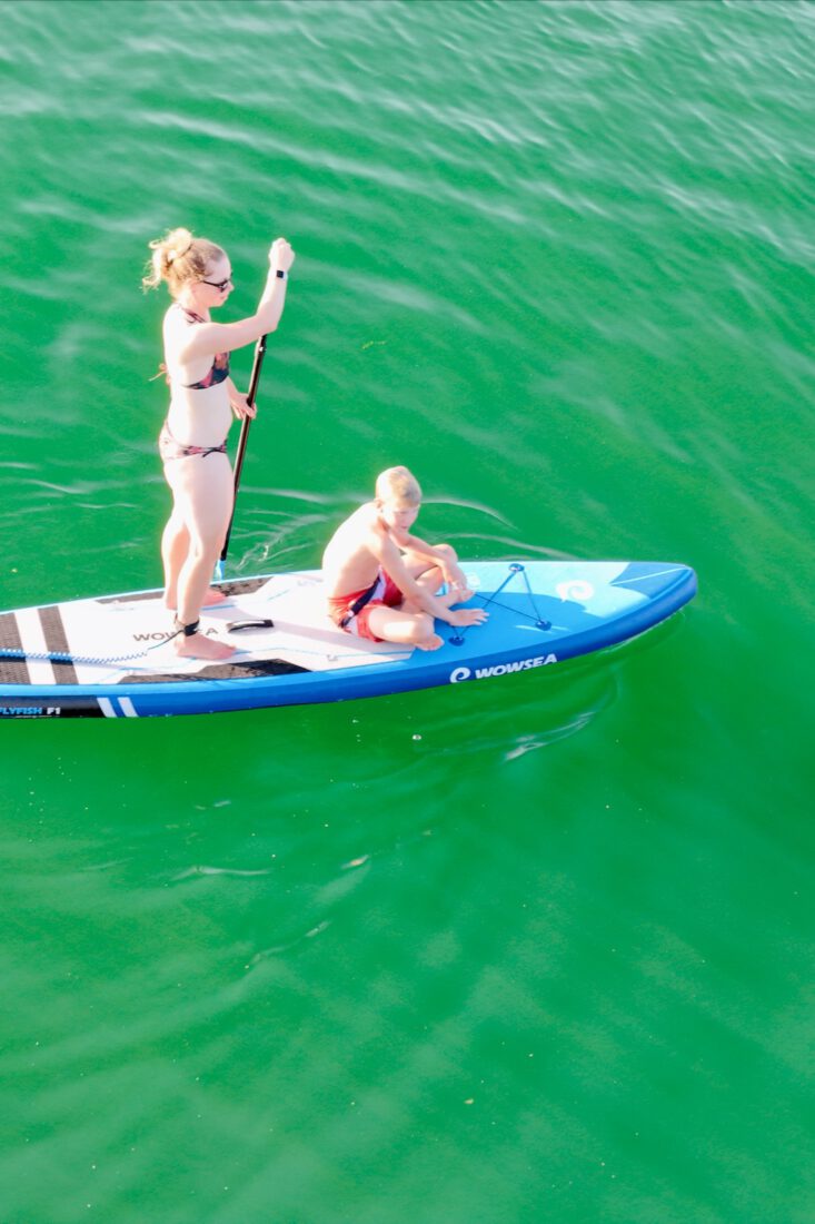 Benni, Melanie auf SUP