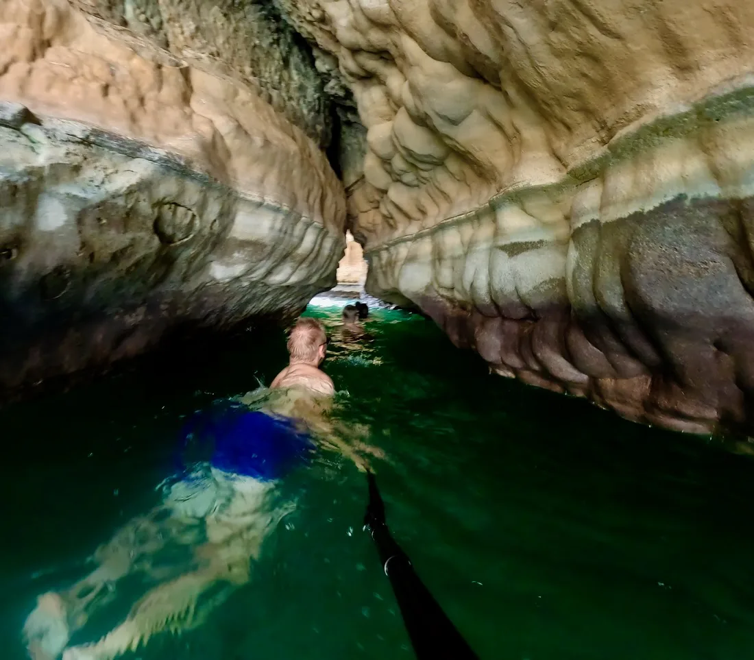 Eingang zur Höhle im Wadi Shab
