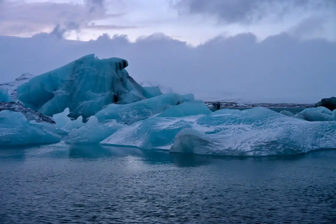 Eisberge in der Jökulsárlón Glacier Lagoon