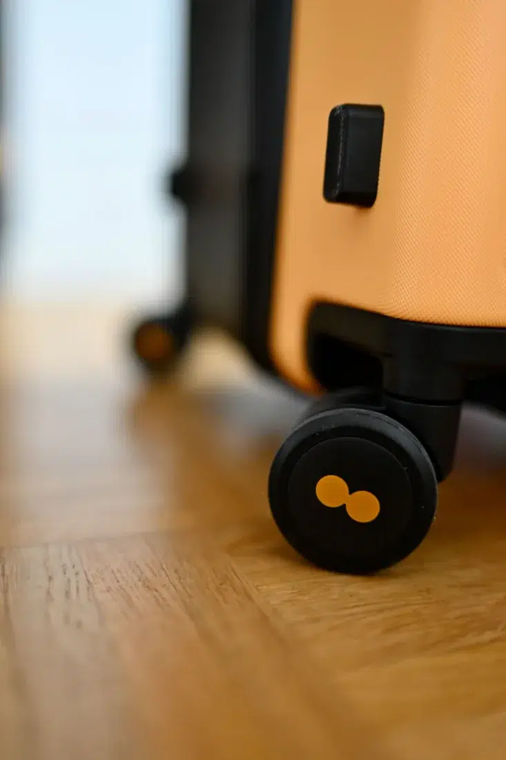 Rollen Level8 Koffer Nahaufnahme