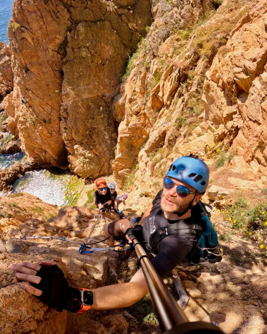 Fravely im Via Ferrata Cala del Moli