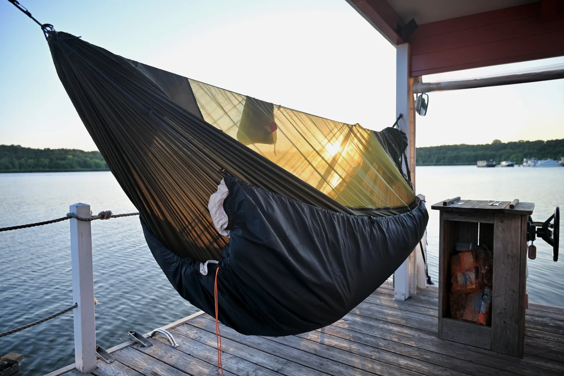 Schlafen unter freiem Himmel – Unser Erlebnis mit der Ticket to the Moon Hängematte und dem Moonquilt