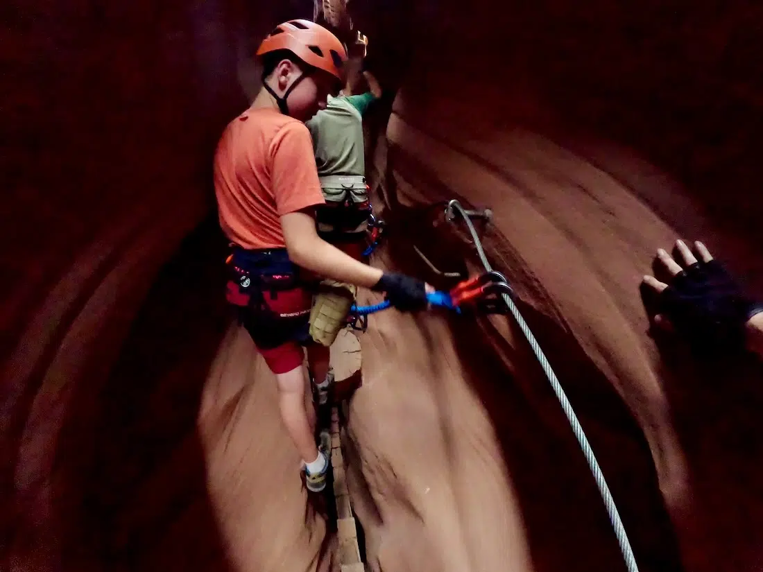 Ben auf dem Klettersteig im Antelope Canyon