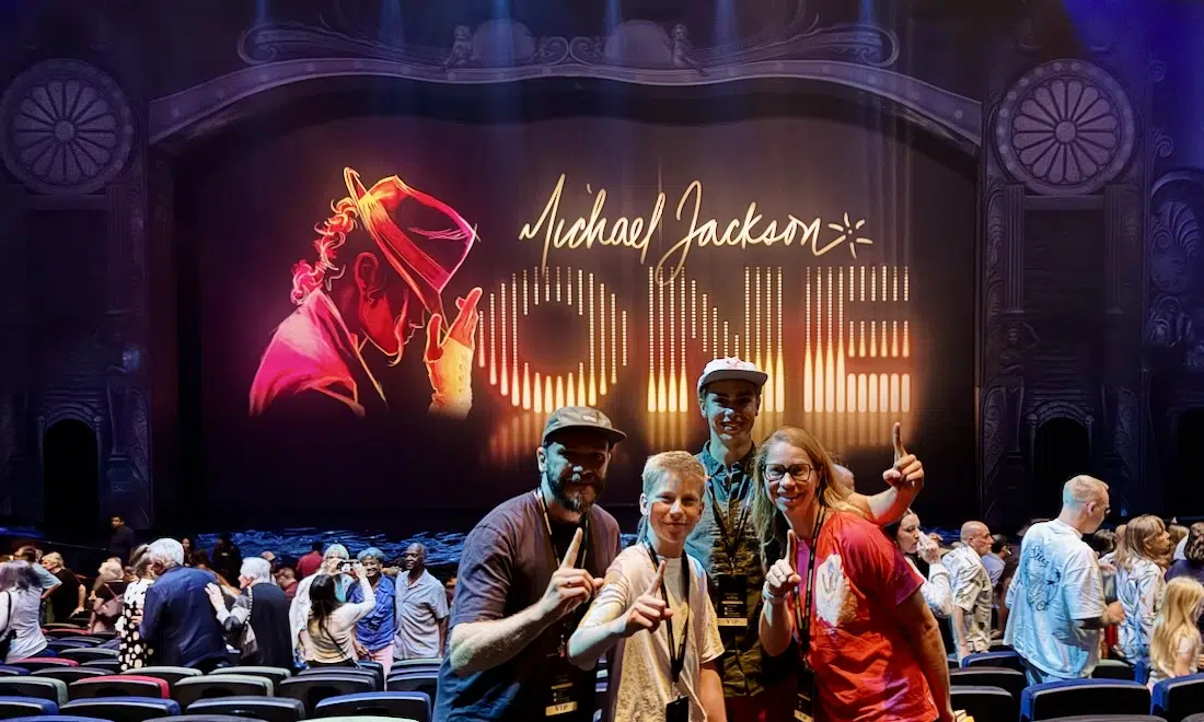 Fravely bei The One - Michael Jackson - Cirque de Soleil