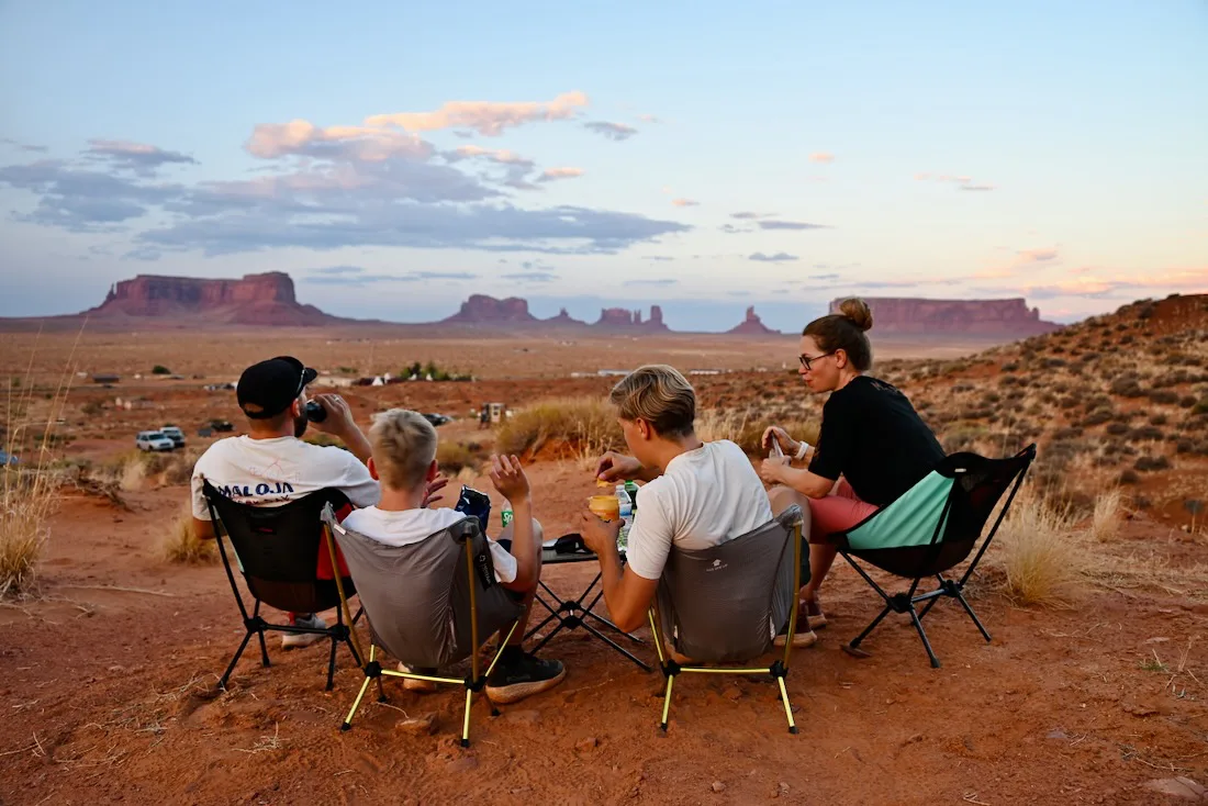 Fravely beim Sonnenuntergang im Monument Valley