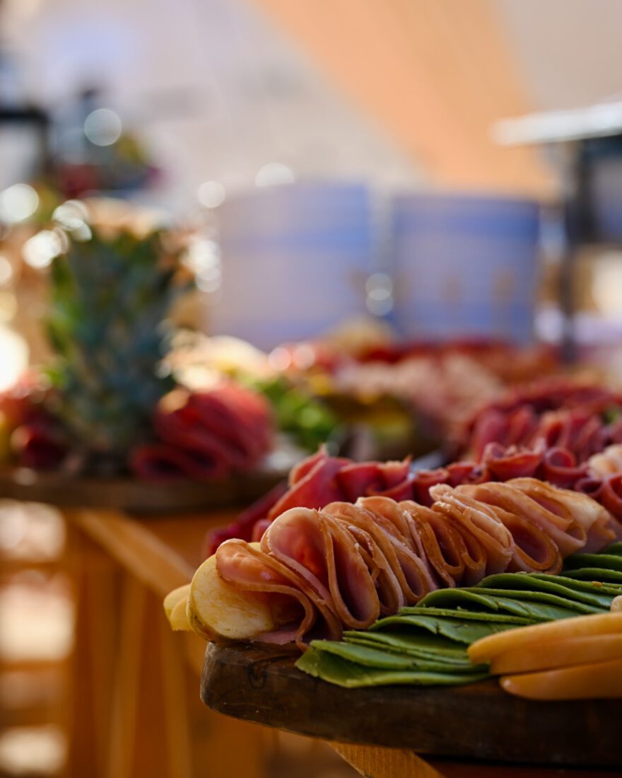 Das Buffet zum Frühstück von Bonheur Voyages