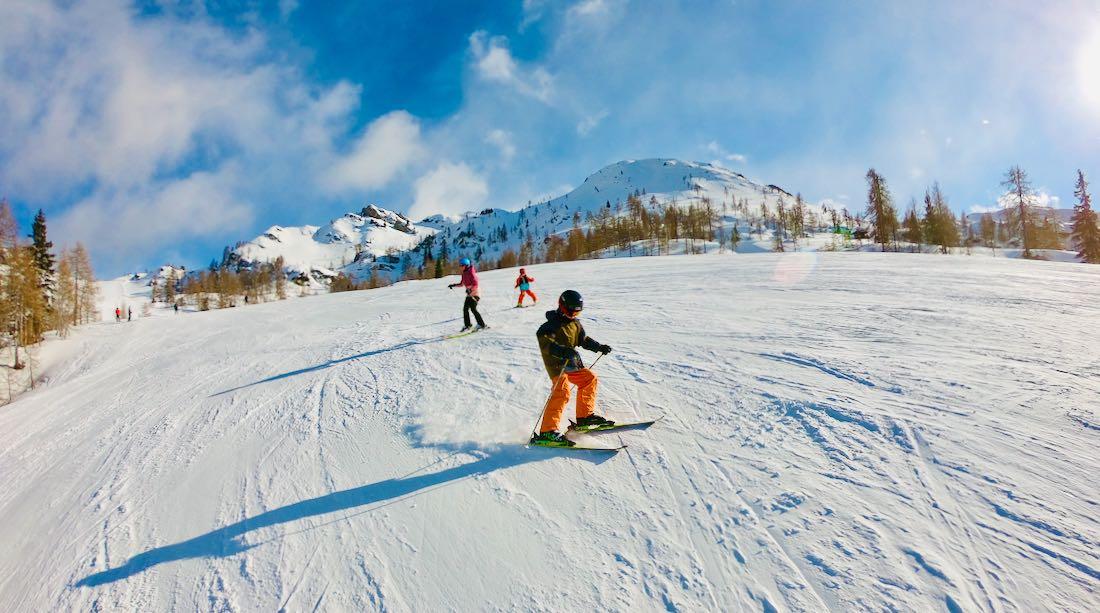 Blauer Himmel über dem Nassfeld