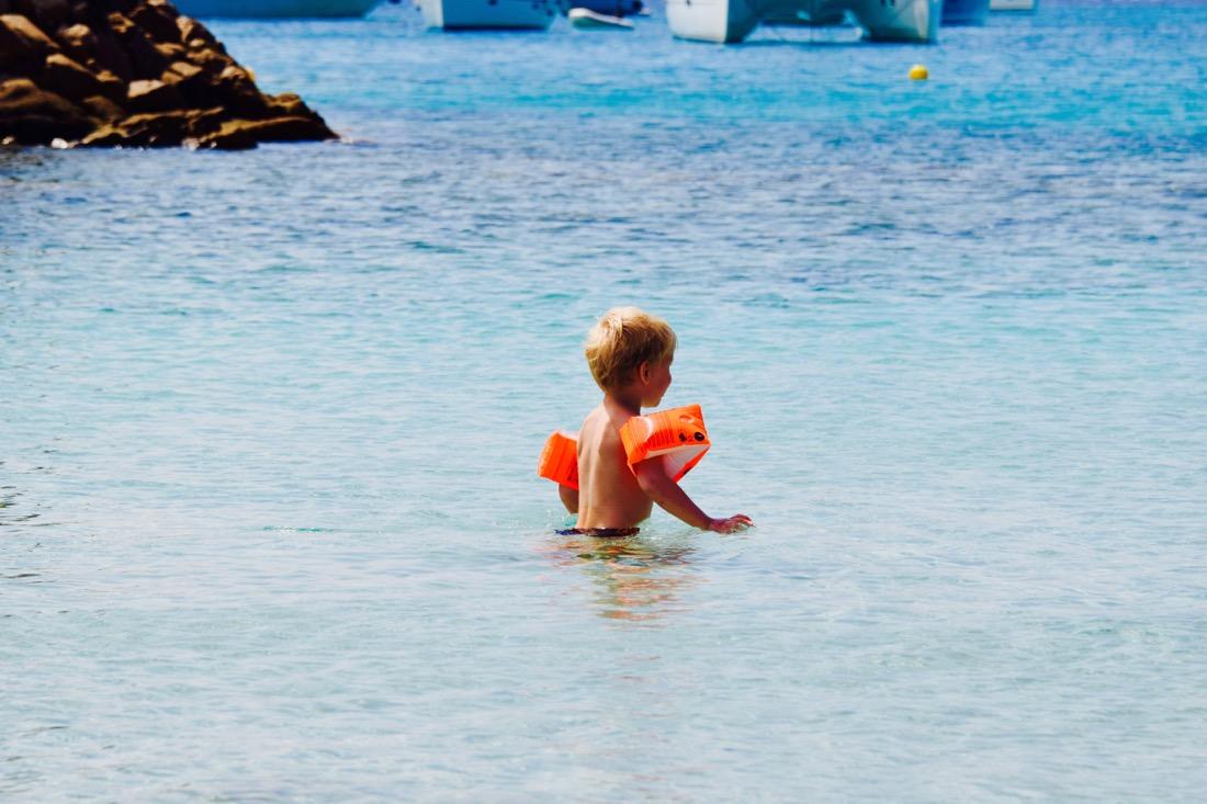 Ben im Wasser La Madalena