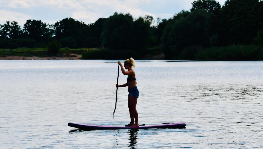 ECD Germany SUP - Melanie auf dem Wasser