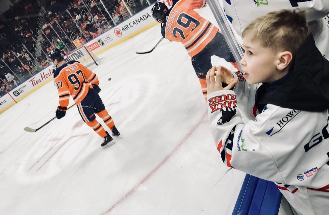 Das Edmonton Oilers Spiel mit Leon Draisaitl und Connor McDavid